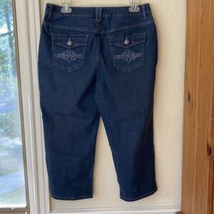 Sonoma Life & Style Five Pocket Dark Wash Embroidered Back Pockets Size 10 P